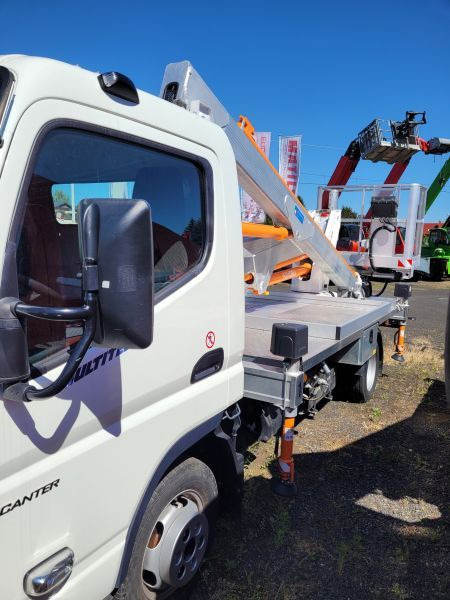Mitsubishi Canter Fuso 3C13 podnośnik koszowy 20 m Multitel MXE200 - Billift: bilde 2 Mitsubishi Canter Fuso 3C13 podnośnik koszowy 20 m Multitel MXE200 - Billift: bilde 2