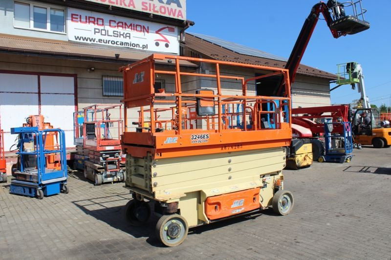 Podnośnik nożycowy elektryczny 12 m JLG 3246 ES - Sakselift: bilde 1 Podnośnik nożycowy elektryczny 12 m JLG 3246 ES - Sakselift: bilde 1