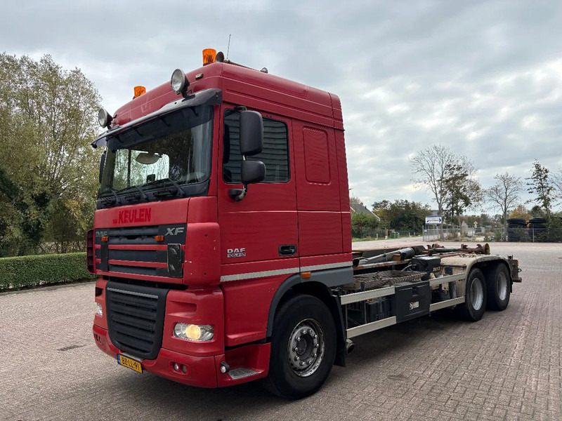 DAF XF 105 . 410 / 6X2 / MULTILIFT XR 26S61 / APK - TUV OKTOBER 2025 / EURO 5 / AUTOMAAT / - Krokbil: bilde 2 DAF XF 105 . 410 / 6X2 / MULTILIFT XR 26S61 / APK - TUV OKTOBER 2025 / EURO 5 / AUTOMAAT / - Krokbil: bilde 2