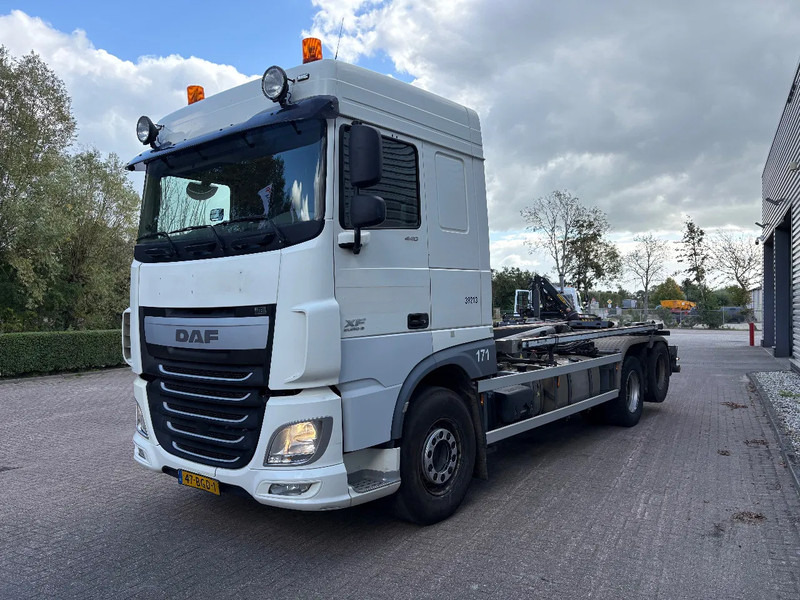 DAF XF 440 6x2 / VDL 21 TON / AFNET SYSTEEM / DUBBELLUCHT SLEPER / APK - TUV JUNI 2026 / - Krokbil: bilde 2 DAF XF 440 6x2 / VDL 21 TON / AFNET SYSTEEM / DUBBELLUCHT SLEPER / APK - TUV JUNI 2026 / - Krokbil: bilde 2