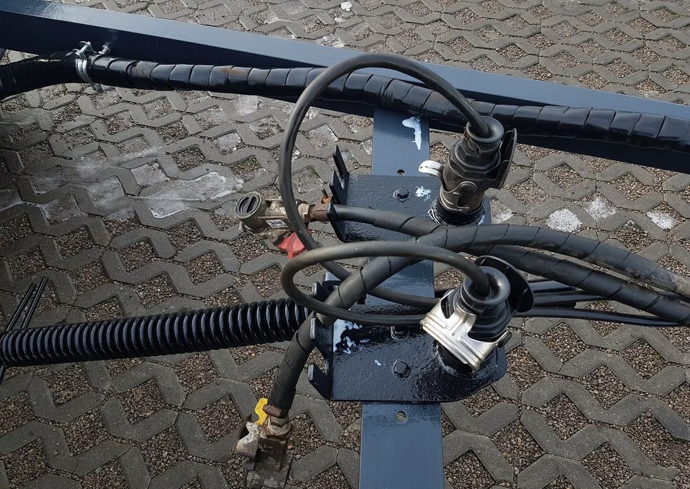 Wielton PS-2 PRZYCZEPA POD KONTENERY DO HAKOWCA 2 OSIE BLIŹNIAKI HUFFERMANN MEILLER ZASŁAW SKIBICKI - Krokhenger/ Liftdumper henger: bilde 5 Wielton PS-2 PRZYCZEPA POD KONTENERY DO HAKOWCA 2 OSIE BLIŹNIAKI HUFFERMANN MEILLER ZASŁAW SKIBICKI - Krokhenger/ Liftdumper henger: bilde 5