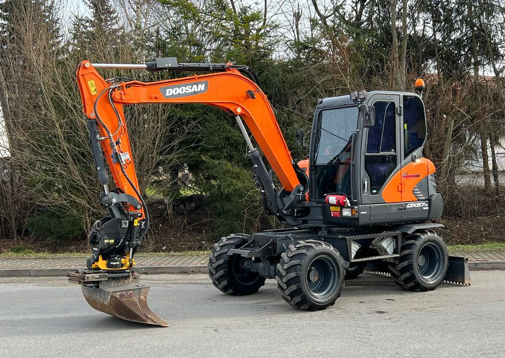 Doosan DOOSAN DX57W *ROTOTILT* 2200 Motogodzin * Jak Nowa * Sprowadzona * Stan Perfekcyjny - Hjulgraver: bilde 1 Doosan DOOSAN DX57W *ROTOTILT* 2200 Motogodzin * Jak Nowa * Sprowadzona * Stan Perfekcyjny - Hjulgraver: bilde 1