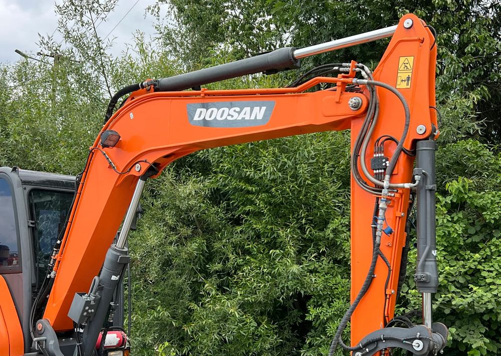 Doosan DOOSAN DX57W *ROTOTILT* 2200 Motogodzin * Jak Nowa * Sprowadzona * Stan Perfekcyjny - Hjulgraver: bilde 4 Doosan DOOSAN DX57W *ROTOTILT* 2200 Motogodzin * Jak Nowa * Sprowadzona * Stan Perfekcyjny - Hjulgraver: bilde 4