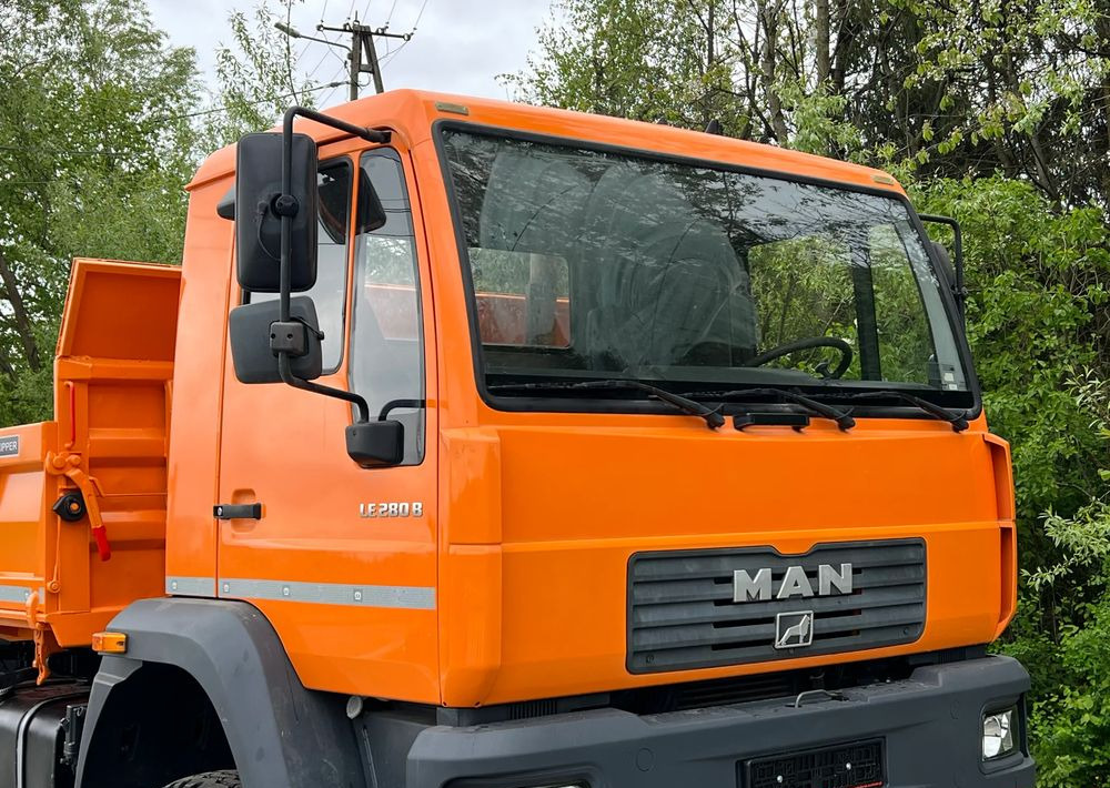MAN * LE 280 B * MAN * 4x4 * Kiper Wywrotka x3 * Meiller * Sprowadzony * Stan Perfekcyjny * - Tippbil: bilde 4 MAN * LE 280 B * MAN * 4x4 * Kiper Wywrotka x3 * Meiller * Sprowadzony * Stan Perfekcyjny * - Tippbil: bilde 4
