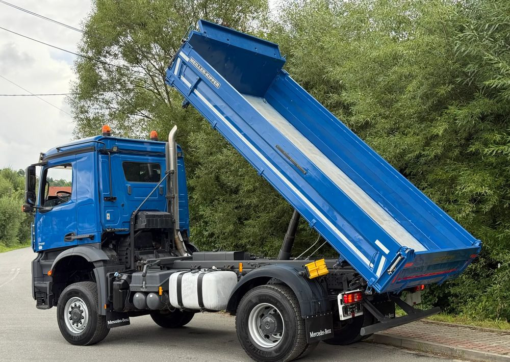 Leie  Mercedes-Benz * Arocs * 4X4 * JAK NOWY * Wywrotka Kiper Meiller * Sprowadzony * 80.700 km Oryginalnie * Mercedes Mercedes-Benz * Arocs * 4X4 * JAK NOWY * Wywrotka Kiper Meiller * Sprowadzony * 80.700 km Oryginalnie * Mercedes: bilde 17