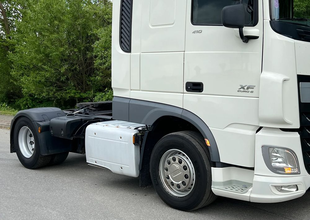DAF * DAF XF 106 * SPROWADZONY * SUPER STAN CIĄGNIK SIODŁOWY Euro 6 - Trekkvogn: bilde 4 DAF * DAF XF 106 * SPROWADZONY * SUPER STAN CIĄGNIK SIODŁOWY Euro 6 - Trekkvogn: bilde 4