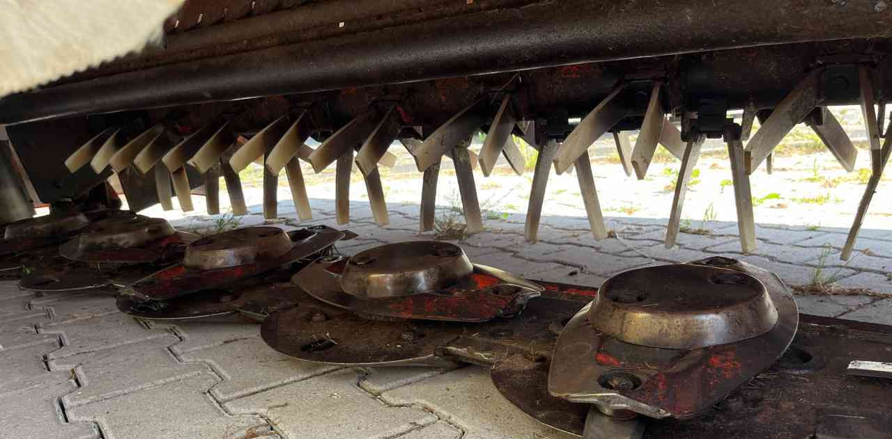 Kuhn FC283 schijvenmaaier achtermaaier weidebouwmachines - Slåmaskin: bilde 5 Kuhn FC283 schijvenmaaier achtermaaier weidebouwmachines - Slåmaskin: bilde 5