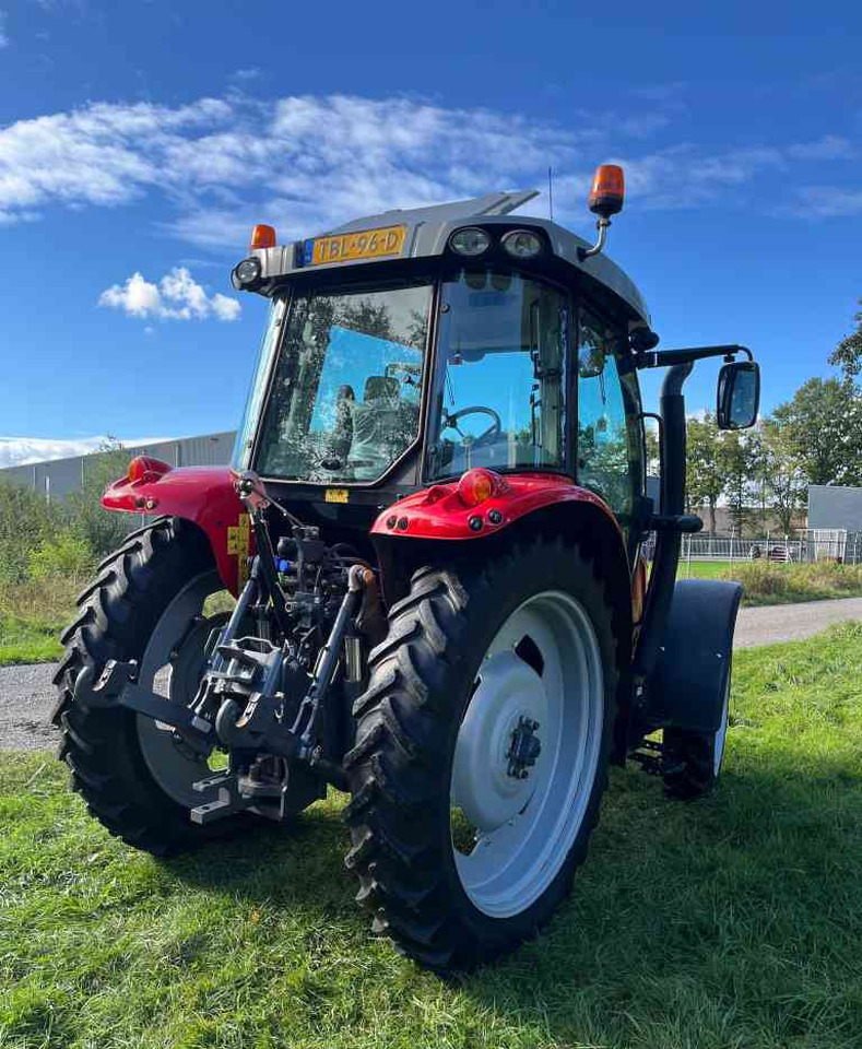 Massey Ferguson 5609 Dyna-4 Essential - Traktor: bilde 4 Massey Ferguson 5609 Dyna-4 Essential - Traktor: bilde 4