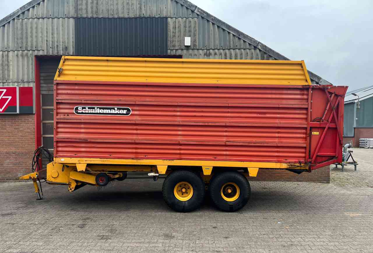 Schuitemaker Rapide 100S Opraapwagen, ladewagen, weidebouwmachines - Snittevogn: bilde 2 Schuitemaker Rapide 100S Opraapwagen, ladewagen, weidebouwmachines - Snittevogn: bilde 2