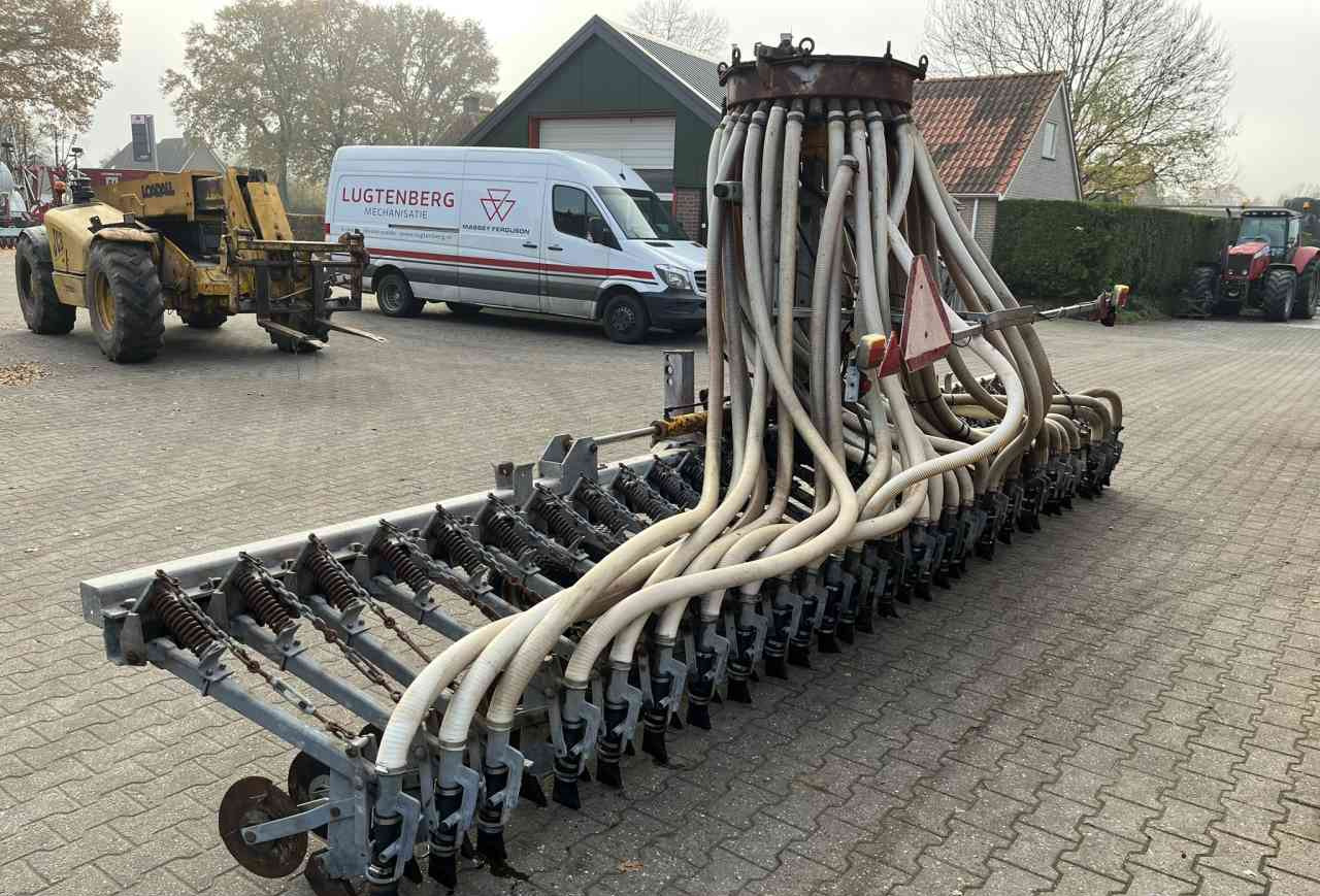 Slootsmid SK 6 M graslandbemester mestverwerking - Blautgjødsel injektor: bilde 4 Slootsmid SK 6 M graslandbemester mestverwerking - Blautgjødsel injektor: bilde 4