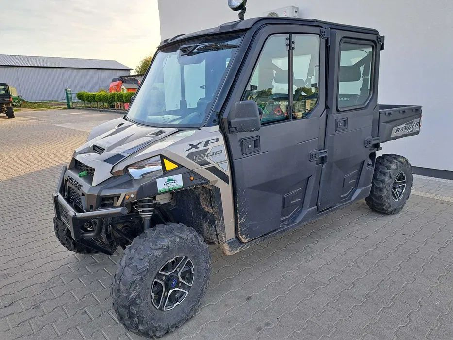 Polaris Ranger XP 1000 CREW 6-osobowy + pług do śniegu - ATV/ Quad: bilde 1 Polaris Ranger XP 1000 CREW 6-osobowy + pług do śniegu - ATV/ Quad: bilde 1