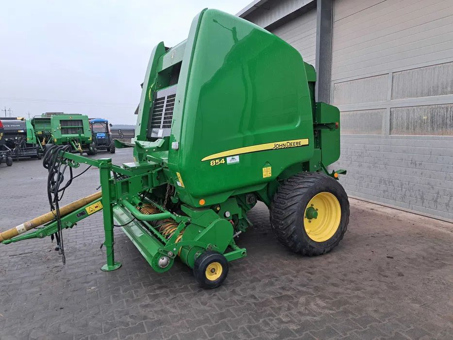 Prasa rolująca John Deere 854 - Rundballepresse: bilde 1 Prasa rolująca John Deere 854 - Rundballepresse: bilde 1