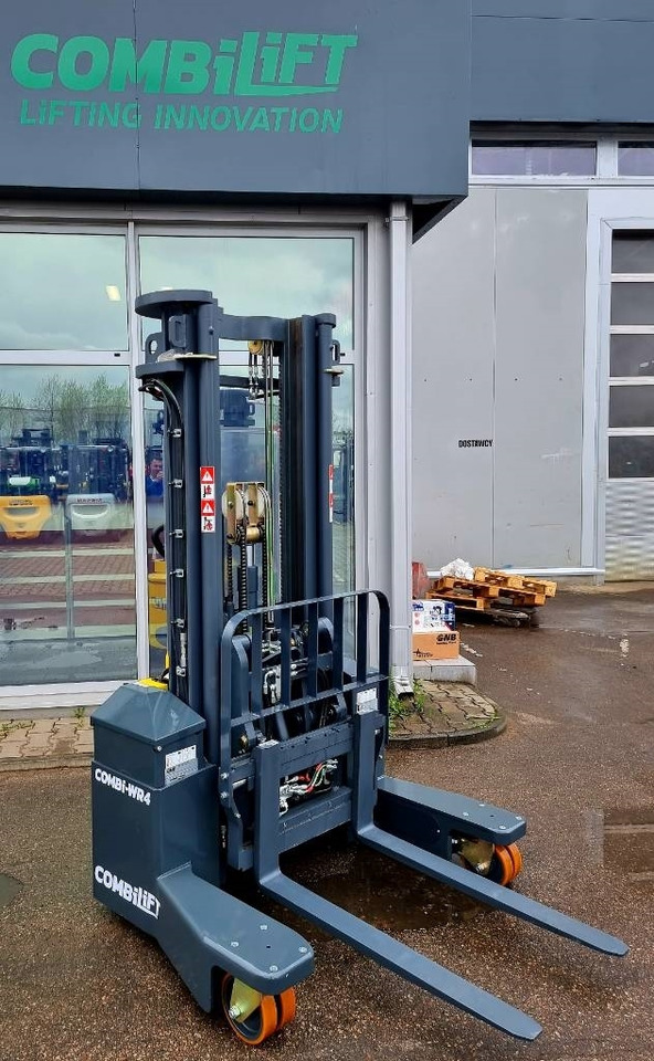 Aisle-Master WR4 - BRAND NEW on stock ! - 4-veis truck: bilde 5 Aisle-Master WR4 - BRAND NEW on stock ! - 4-veis truck: bilde 5