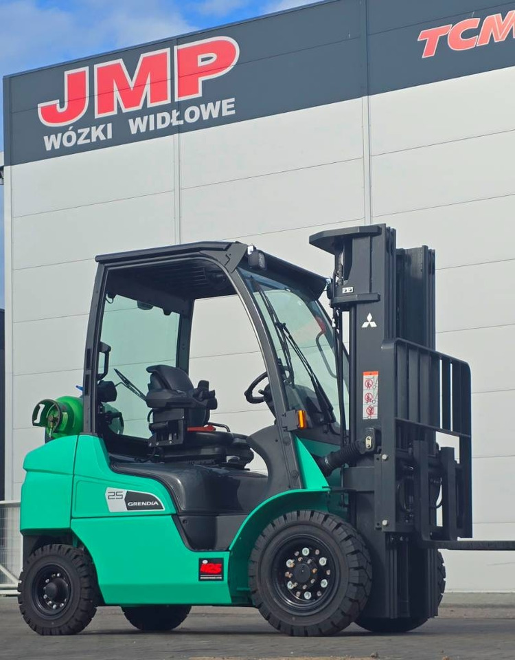 Mitsubishi FG 25 N DEMO like NEW - Gasstruck: bilde 1 Mitsubishi FG 25 N DEMO like NEW - Gasstruck: bilde 1