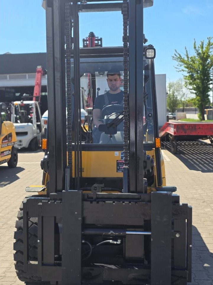 Gasstruck Mitsubishi FG 55 NT: bilde 12 Gasstruck Mitsubishi FG 55 NT: bilde 12