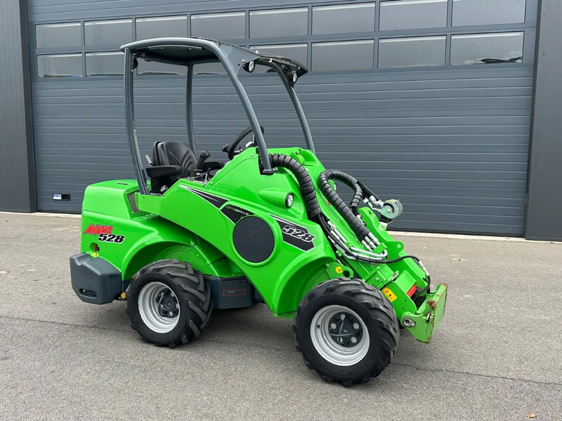 Avant 528 mini-shovel - Kompakt beltelaster: bilde 1 Avant 528 mini-shovel - Kompakt beltelaster: bilde 1