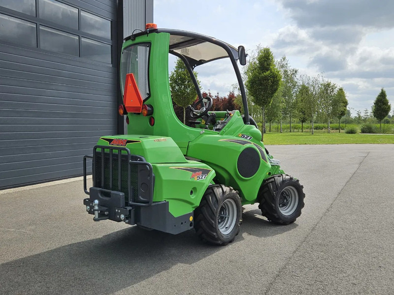 Avant E527 mini-shovel - Kompakt beltelaster: bilde 4 Avant E527 mini-shovel - Kompakt beltelaster: bilde 4