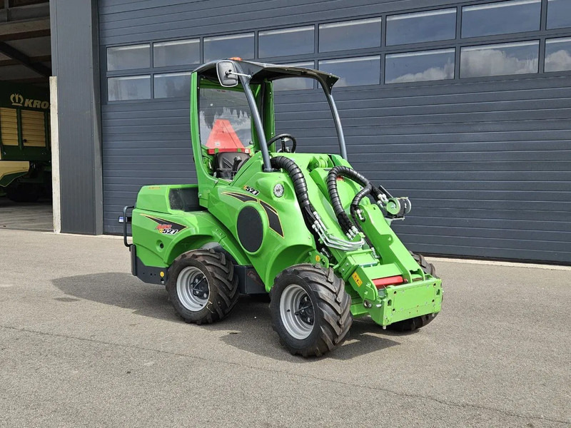Avant E527 mini-shovel - Kompakt beltelaster: bilde 1 Avant E527 mini-shovel - Kompakt beltelaster: bilde 1
