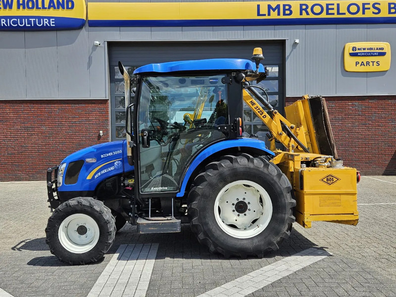 Minitraktor New Holland Boomer 3050 met Bos Maaiarm: bilde 8