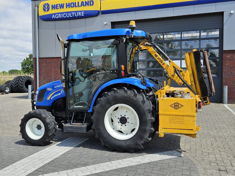 Minitraktor New Holland Boomer 3050 met Bos Maaiarm: bilde 7