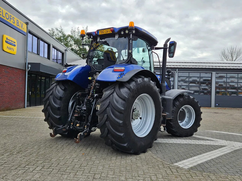 New Holland T7.230AC Autocommand - Traktor: bilde 3 New Holland T7.230AC Autocommand - Traktor: bilde 3