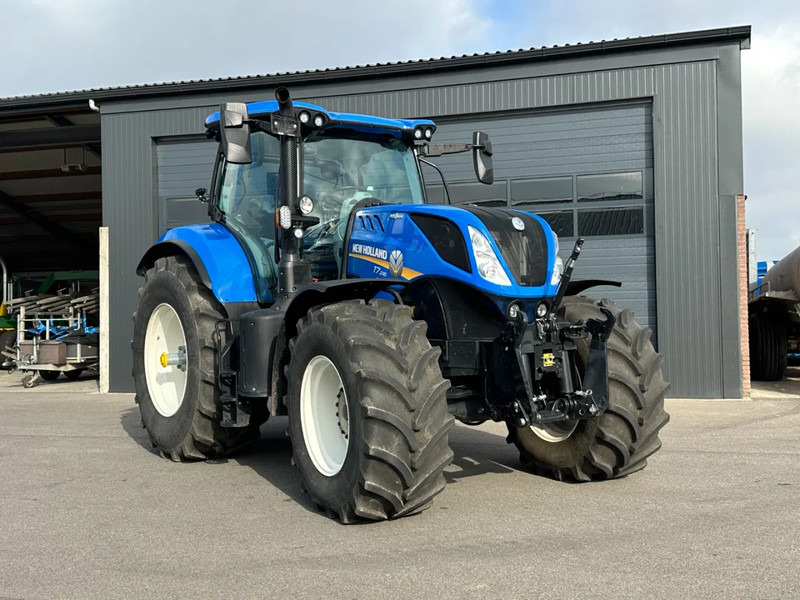 New Holland T7.245 Autocommand Stage 5 - Traktor: bilde 3 New Holland T7.245 Autocommand Stage 5 - Traktor: bilde 3