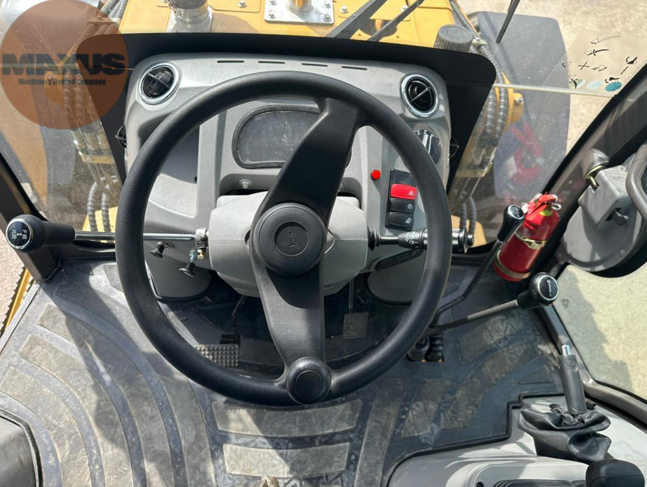 Maxus Maxus 4cx kotró-rakodógép - Traktorgraver: bilde 5 Maxus Maxus 4cx kotró-rakodógép - Traktorgraver: bilde 5