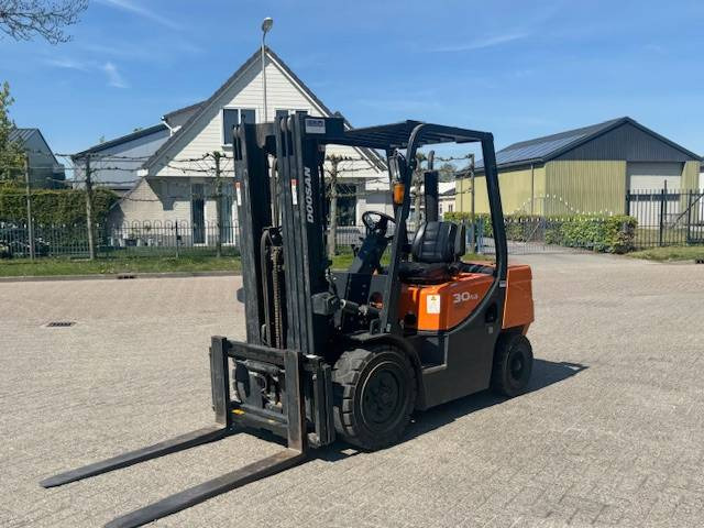 Doosan D30 Plus - Dieseltruck: bilde 4 Doosan D30 Plus - Dieseltruck: bilde 4