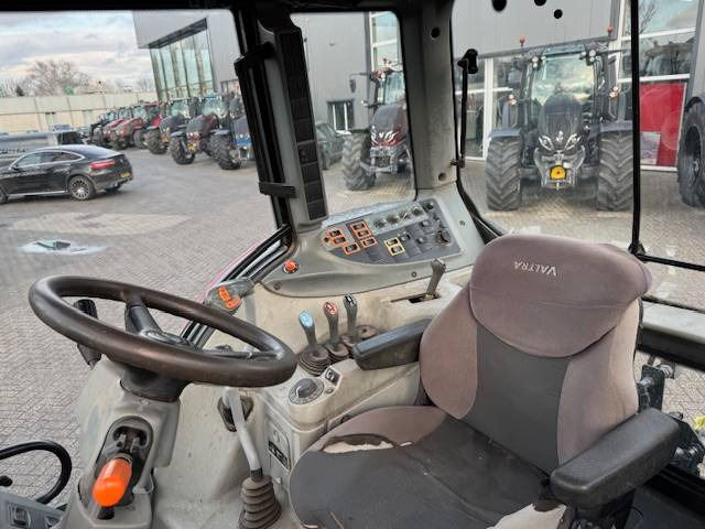 Traktor Valtra N123 Hitech5: bilde 18