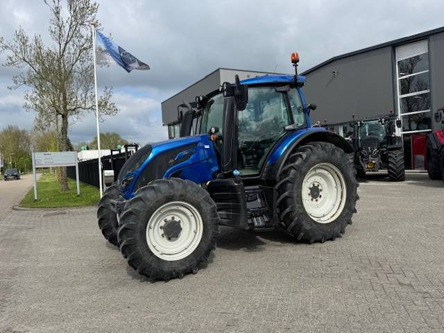 Valtra N134 Versu Smart Touch, GPS - Traktor: bilde 3 Valtra N134 Versu Smart Touch, GPS - Traktor: bilde 3