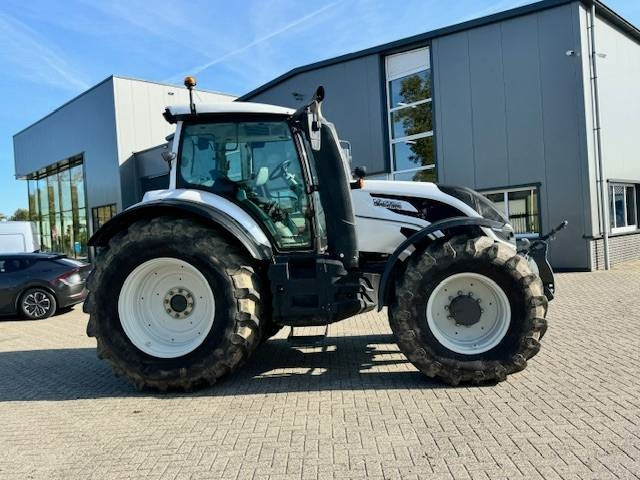 Valtra T214 Versu - Traktor: bilde 4 Valtra T214 Versu - Traktor: bilde 4