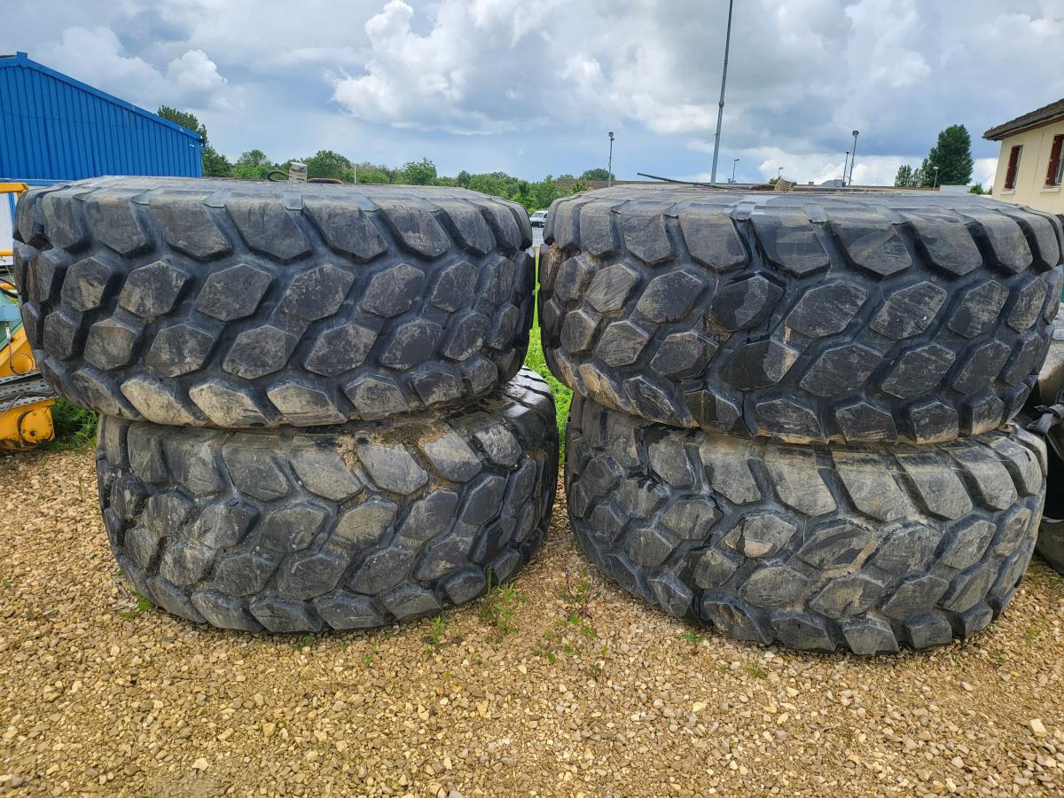 Bridgestone - Dekk for Bygg og anlegg: bilde 2 Bridgestone - Dekk for Bygg og anlegg: bilde 2