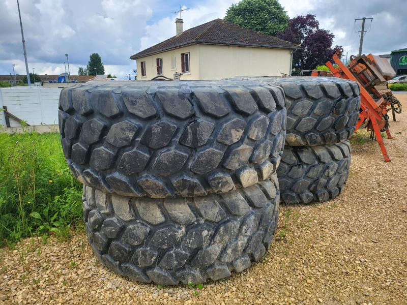 Bridgestone - Dekk for Bygg og anlegg: bilde 1 Bridgestone - Dekk for Bygg og anlegg: bilde 1