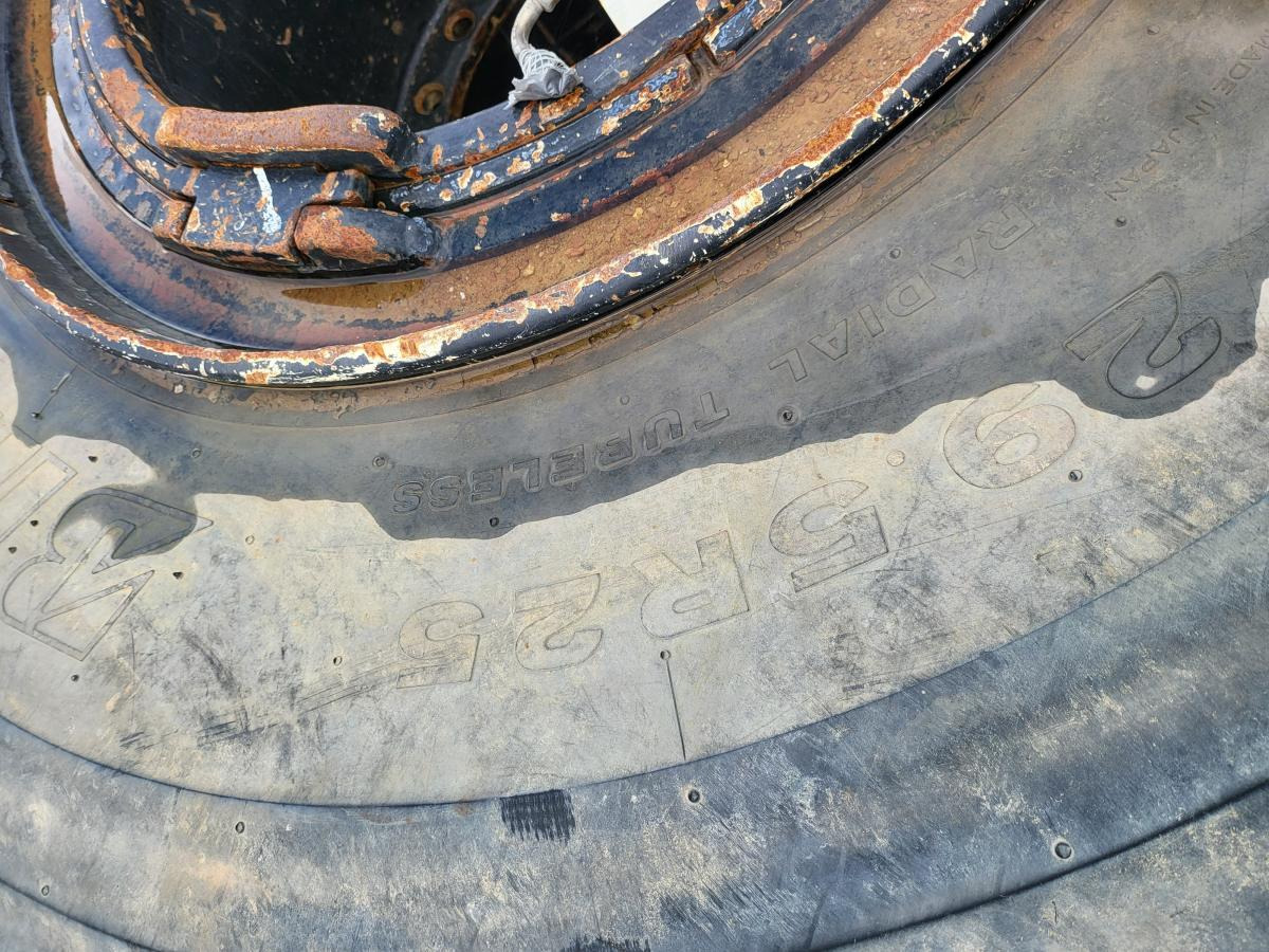 Ny Dekk for Bygg og anlegg Bridgestone: bilde 6 Ny Dekk for Bygg og anlegg Bridgestone: bilde 6