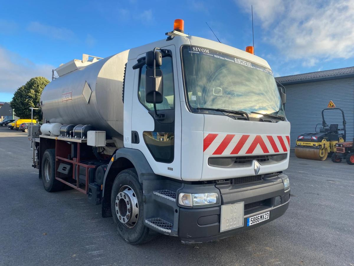 Renault Premium 300 CV - Tankbil: bilde 1 Renault Premium 300 CV - Tankbil: bilde 1
