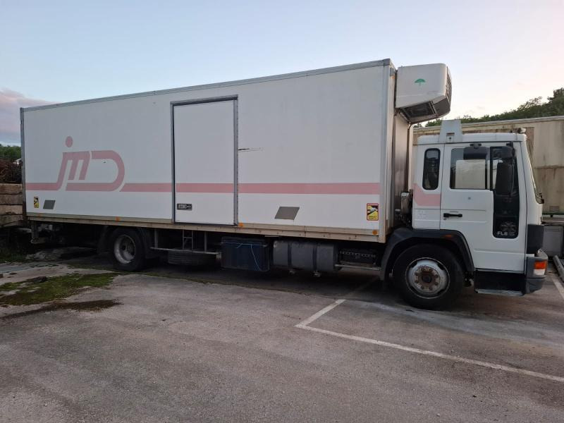 Volvo FL6 - Lastebil med kjøl: bilde 1 Volvo FL6 - Lastebil med kjøl: bilde 1
