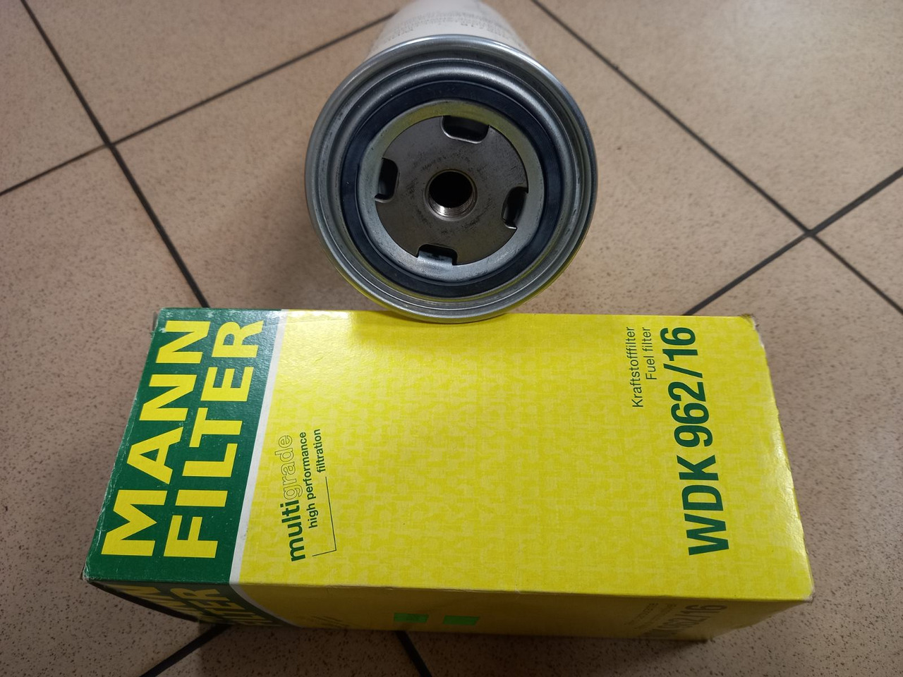 MANN-FILTER IVECO - Drivstofffilter: bilde 1 MANN-FILTER IVECO - Drivstofffilter: bilde 1