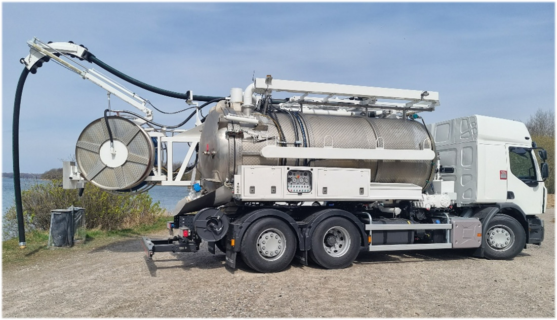 RENAULT D - Wide 6x2*4 - Vakuum lastebil: bilde 1 RENAULT D - Wide 6x2*4 - Vakuum lastebil: bilde 1