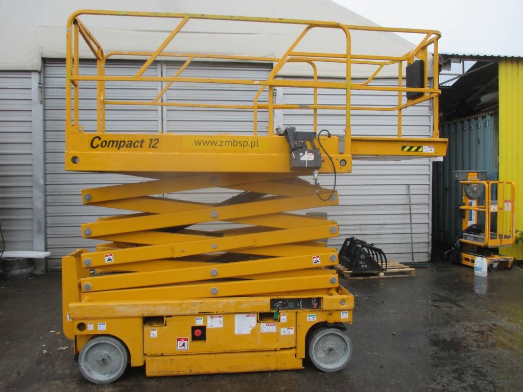 Haulotte Compact 12 - Sakselift: bilde 1 Haulotte Compact 12 - Sakselift: bilde 1