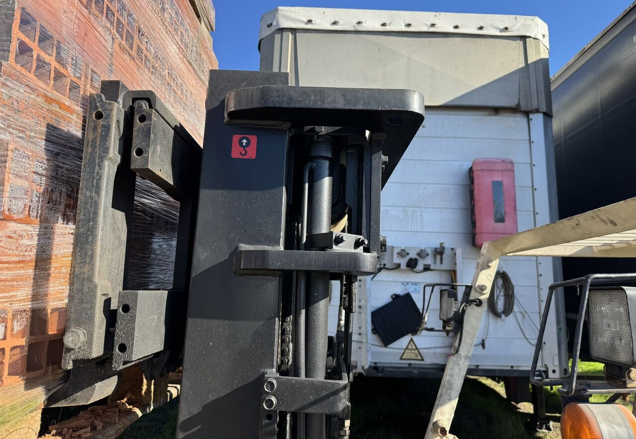 Nissan - Dieseltruck: bilde 2 Nissan - Dieseltruck: bilde 2
