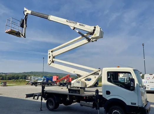 Nissan NT 400 CABSTAR podnośnik koszowy ISOLI PNT 210 JD4 - Billift: bilde 2 Nissan NT 400 CABSTAR podnośnik koszowy ISOLI PNT 210 JD4 - Billift: bilde 2