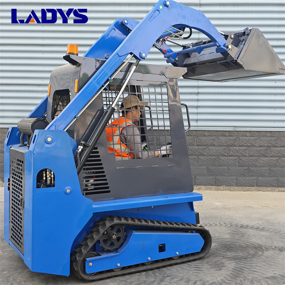 Free Shipping Mini Skid Steer Loader Compact Track Electric/Diesel Chinese Mini Skid Steer Loader For Sale With Mini Skid Steer Attachments 4 In 1 Bucket - Kompaktlaster: bilde 4 Free Shipping Mini Skid Steer Loader Compact Track Electric/Diesel Chinese Mini Skid Steer Loader For Sale With Mini Skid Steer Attachments 4 In 1 Bucket - Kompaktlaster: bilde 4