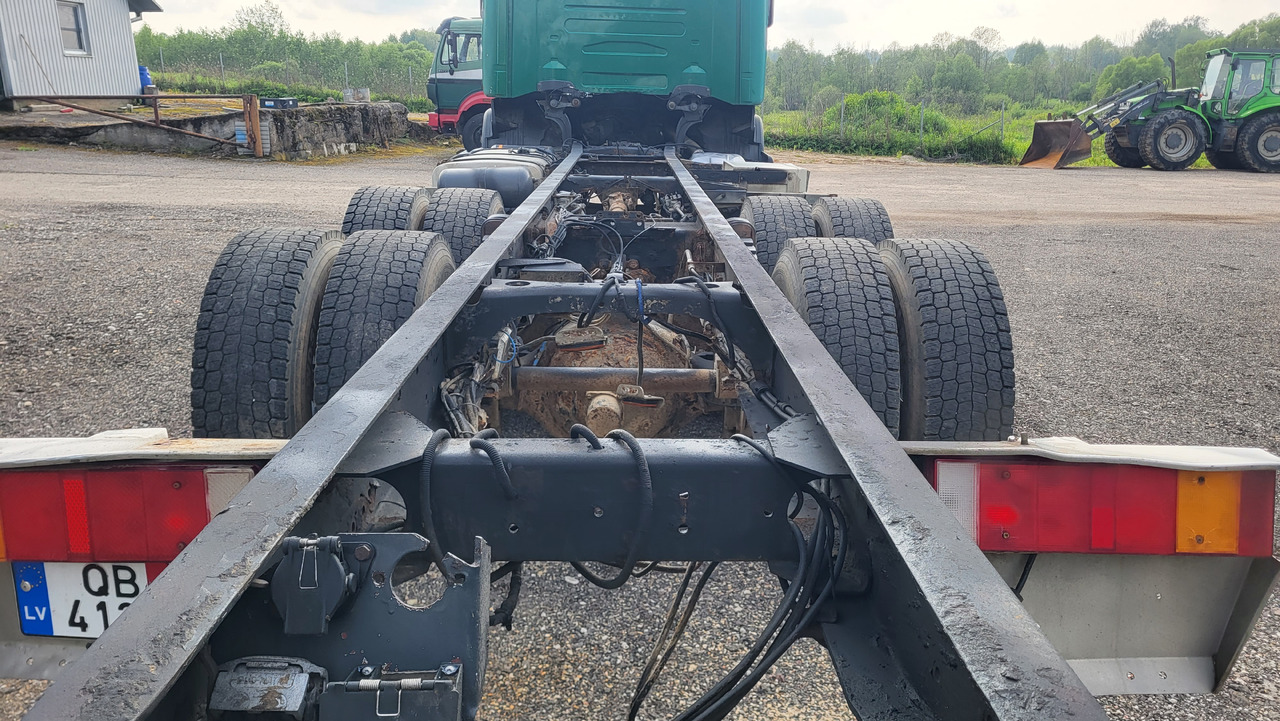 Chassis lastebil SCANIA R124 420 6X4: bilde 9