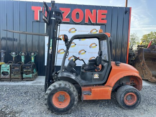 Ausa C200HX4 4X4 à 17900 € HT - Terrenggående gaffeltruck: bilde 4 Ausa C200HX4 4X4 à 17900 € HT - Terrenggående gaffeltruck: bilde 4