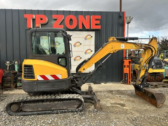 Bobcat E35 CLIM à 22 500 € HT - Minigraver: bilde 1 Bobcat E35 CLIM à 22 500 € HT - Minigraver: bilde 1