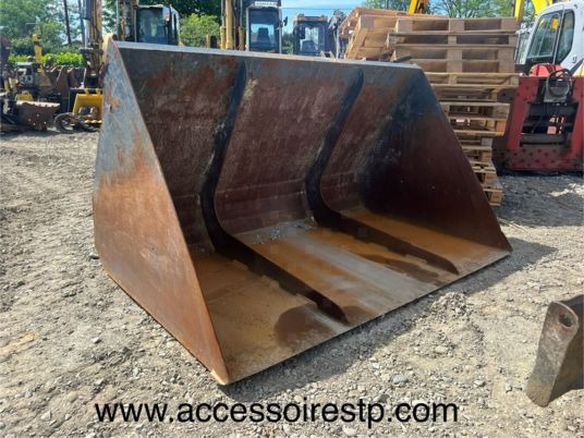 Merlo P60.10 - Lasterskuffe: bilde 1 Merlo P60.10 - Lasterskuffe: bilde 1