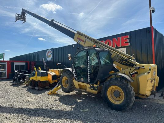 New Holland LM1745 - 17M - 4T5 à 29900 € HT - Teleskoplastere: bilde 2 New Holland LM1745 - 17M - 4T5 à 29900 € HT - Teleskoplastere: bilde 2