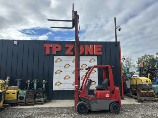 Nissan CHARIOT DIESEL 1T5 à 10500 € HT - Dieseltruck: bilde 2 Nissan CHARIOT DIESEL 1T5 à 10500 € HT - Dieseltruck: bilde 2