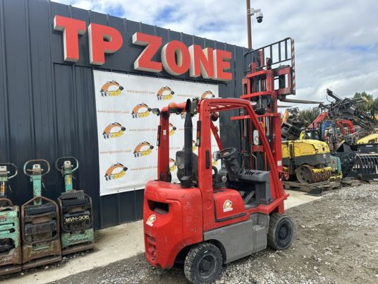 Nissan CHARIOT DIESEL 1T5 à 10500 € HT - Dieseltruck: bilde 5 Nissan CHARIOT DIESEL 1T5 à 10500 € HT - Dieseltruck: bilde 5