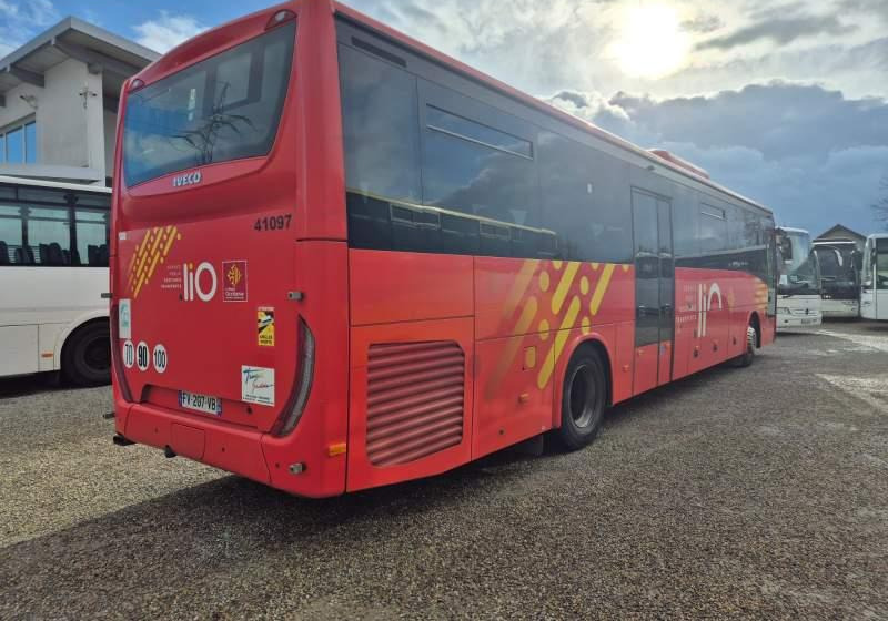 Iveco *3 SZTUKI* Iveco Crossway EURO6 PRZEBIEG 250 TYS - Forstadsbus: bilde 1 Iveco *3 SZTUKI* Iveco Crossway EURO6 PRZEBIEG 250 TYS - Forstadsbus: bilde 1